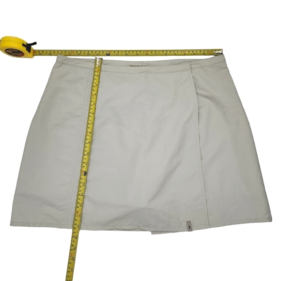 ROYAL ROBBINS Skort 16 Tan Nylon Faux Wrap Hiking Walking golf - Picture 10 of 10